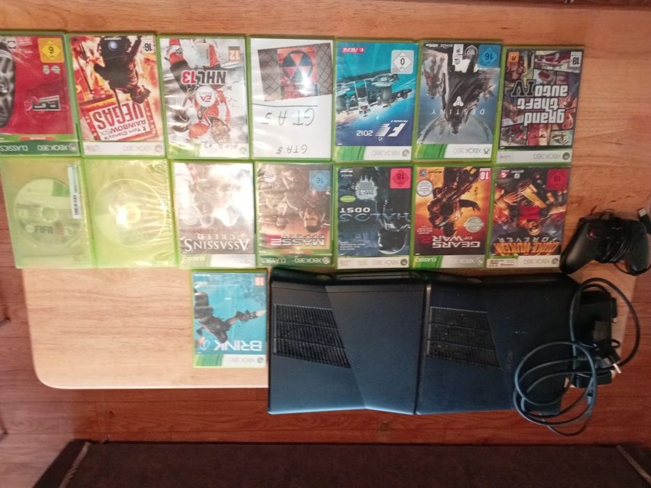 Xbox 360 și unu de piese