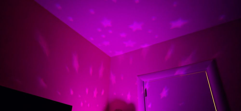 CHICCO Проектор - лампа с плюшено мече СИН