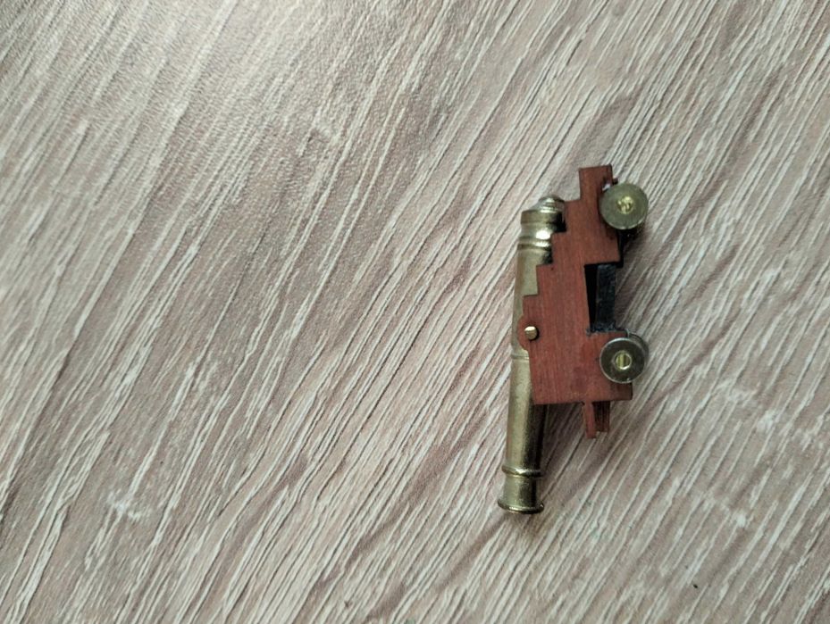 Месингово оръдие за дървени макети на кораби