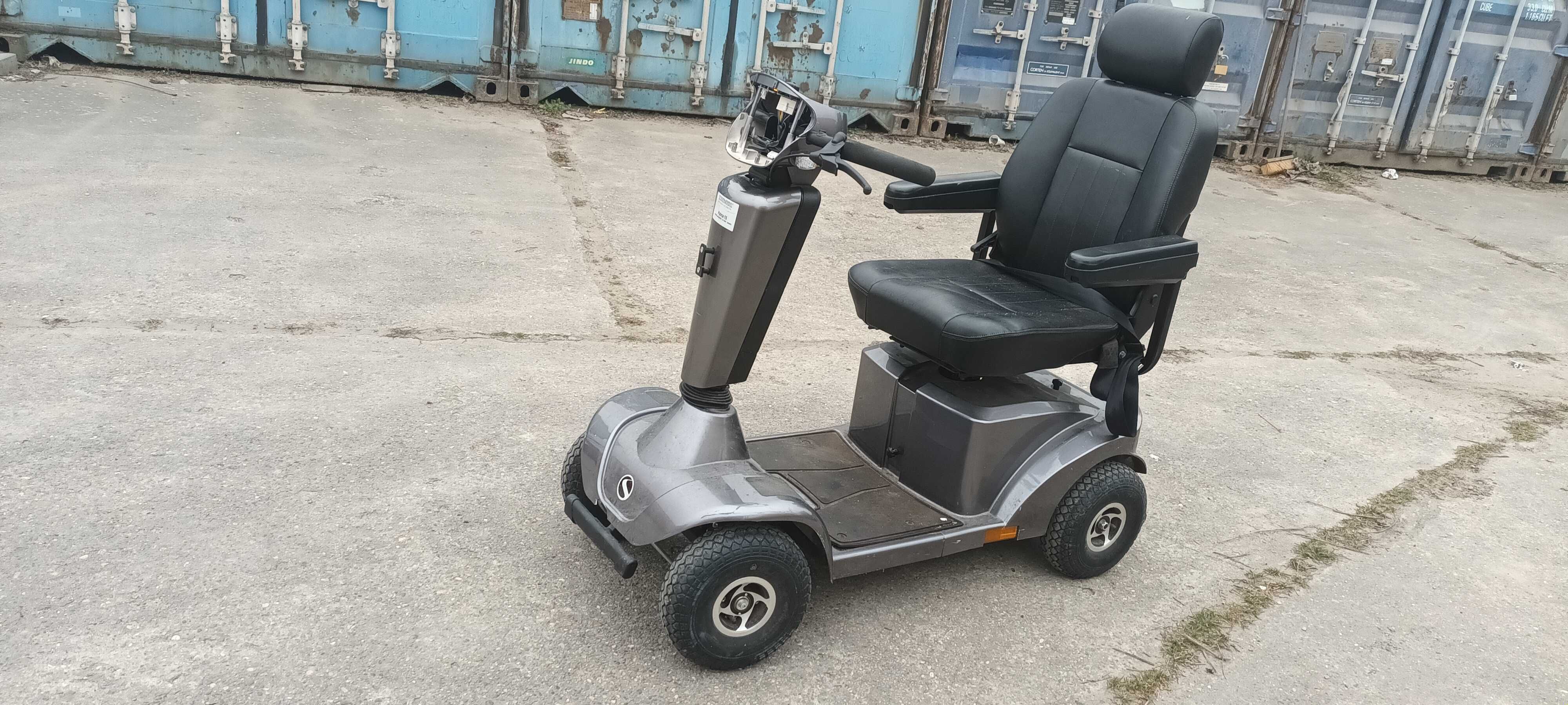 Електрически скутер, за трудно подвижни хора  ( инвалиди)
