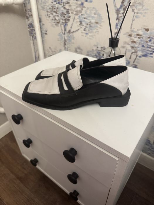 Продам женские лоферы (Италия). 37 размер