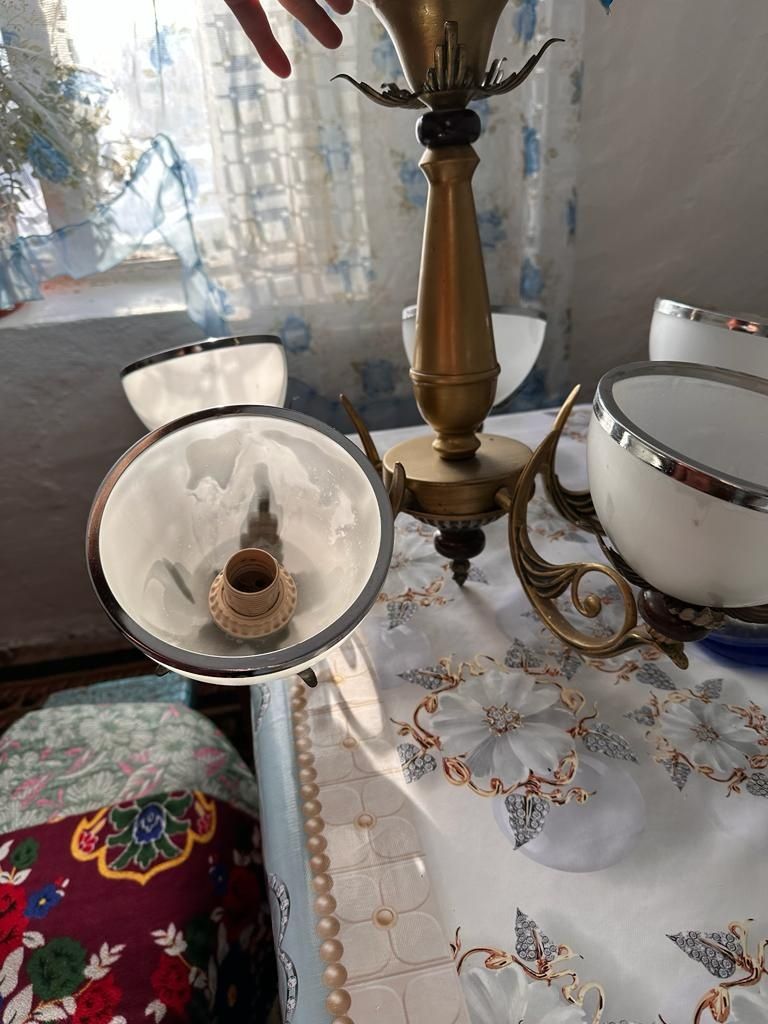 5 лампалы Люстра сатамын, тегін