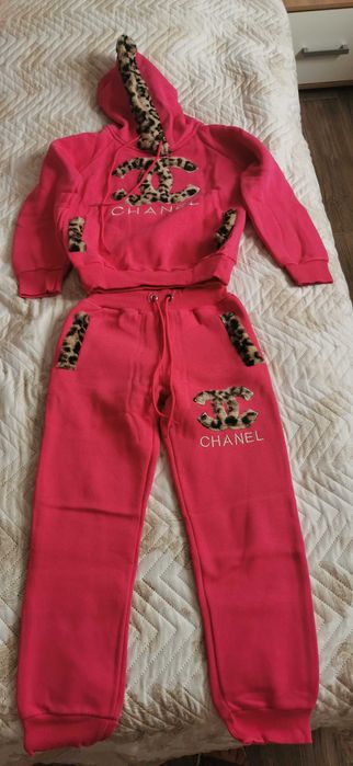 Детски спортен комплект за момиче