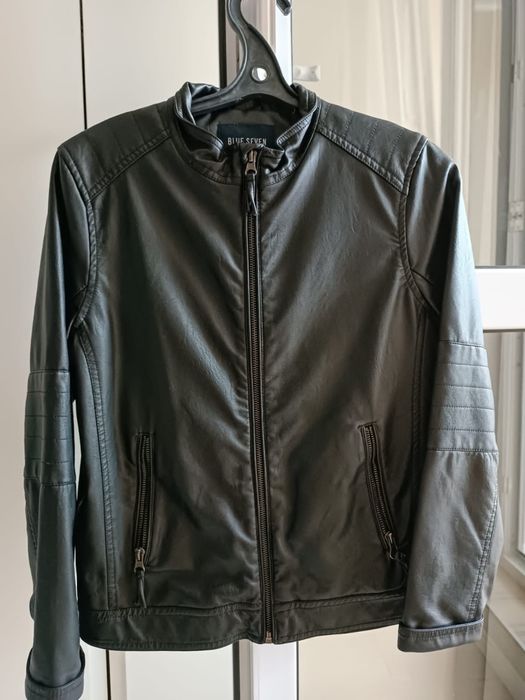 Детская кожаная куртка весенняя на 10-11 лет