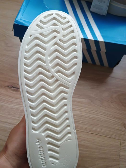 Дамски кецове Adidas