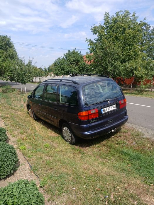 Vând sau schimb saran