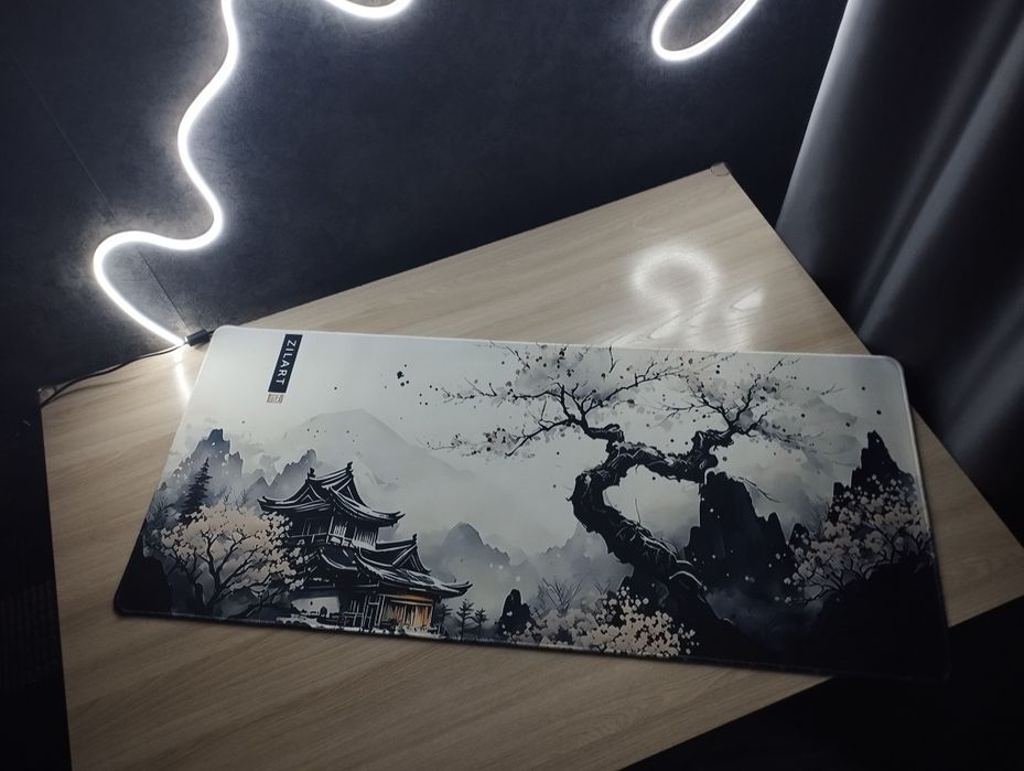 Коврик для мыши.