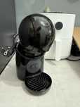 Expresor nescafe dolce gusto