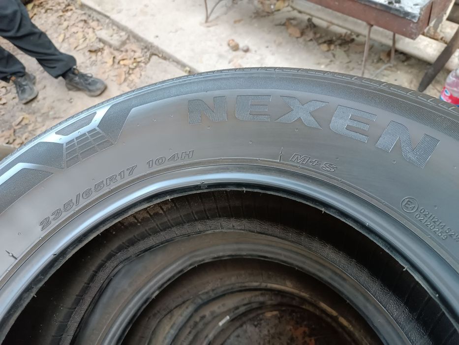 235 65 R17 Nexen Holati yaxshi Ayibi Yoq