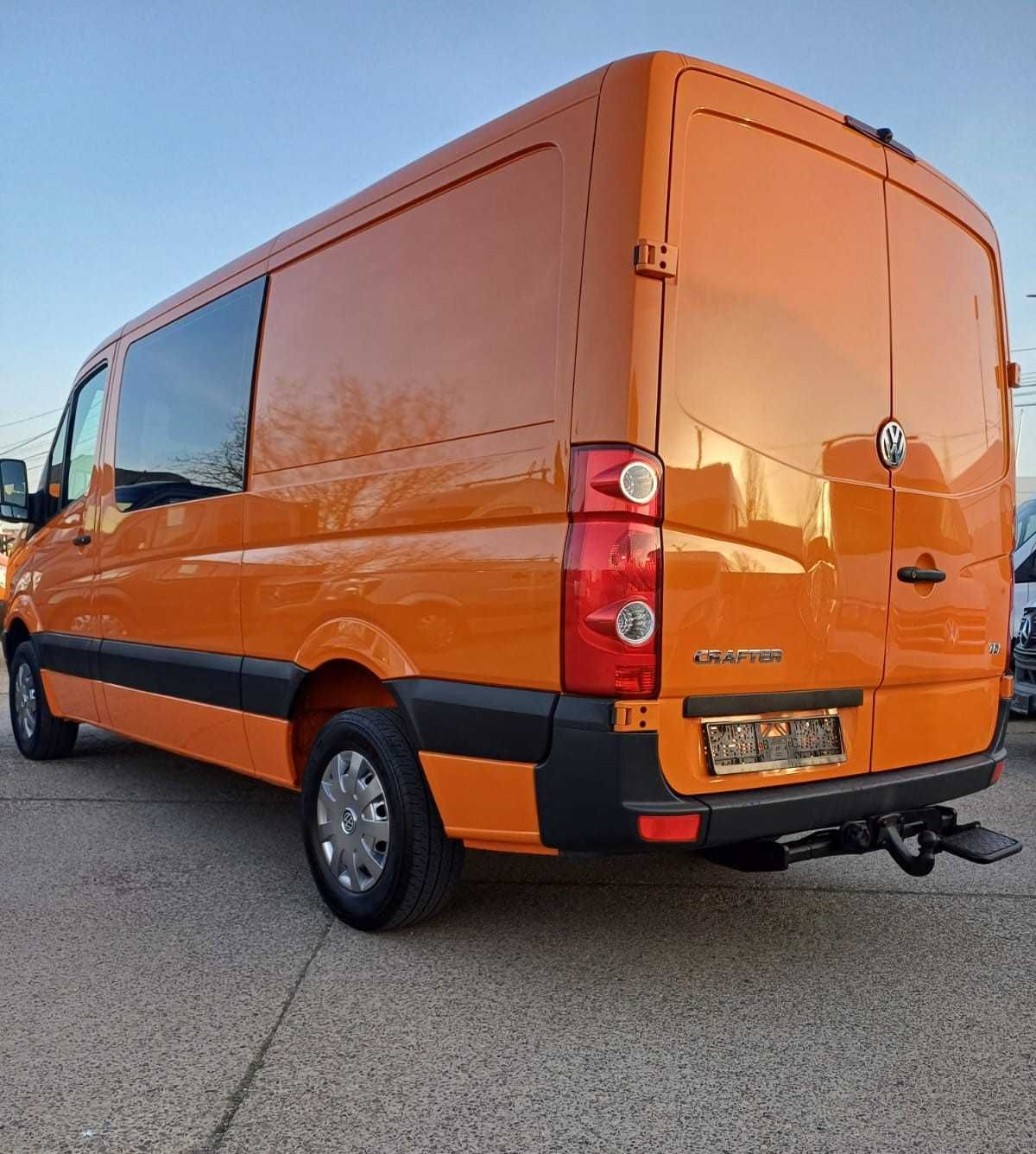 VW Crafter 6 locuri, 2.0 cmc, Anul 12/2013, Euro 5