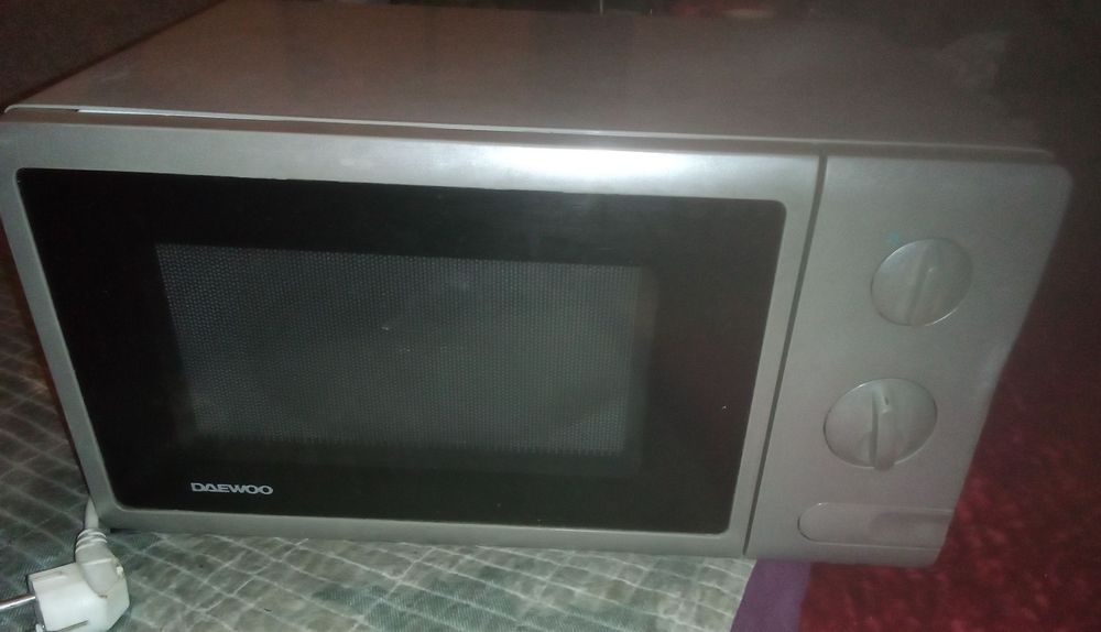 Микроволновка DAEWOO б/у
