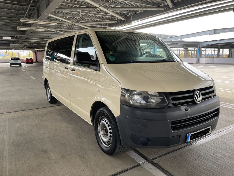 Vand Wv T5 An 2011 CARAVELLE euro 5 motor 2.0 cu 140 cp!!!