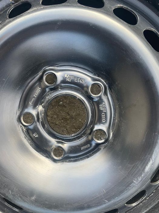 Vând roată de rezervă