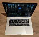Macbook A1990 / i7 - 2,6GHz / 16 GB / 5000 GB
