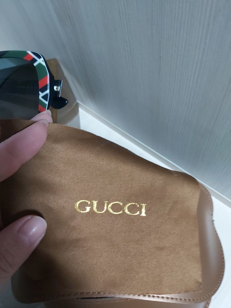 Очки солнцезащиные  Gucci