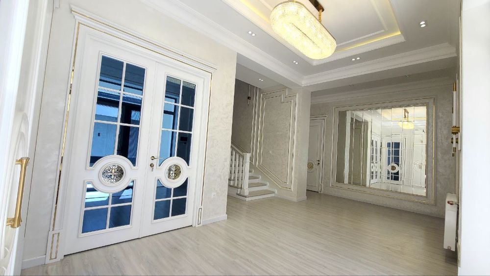 4- сотих Замона туйхонани рупараси Мехнатда Эксклюзив Хонадон Сотилад