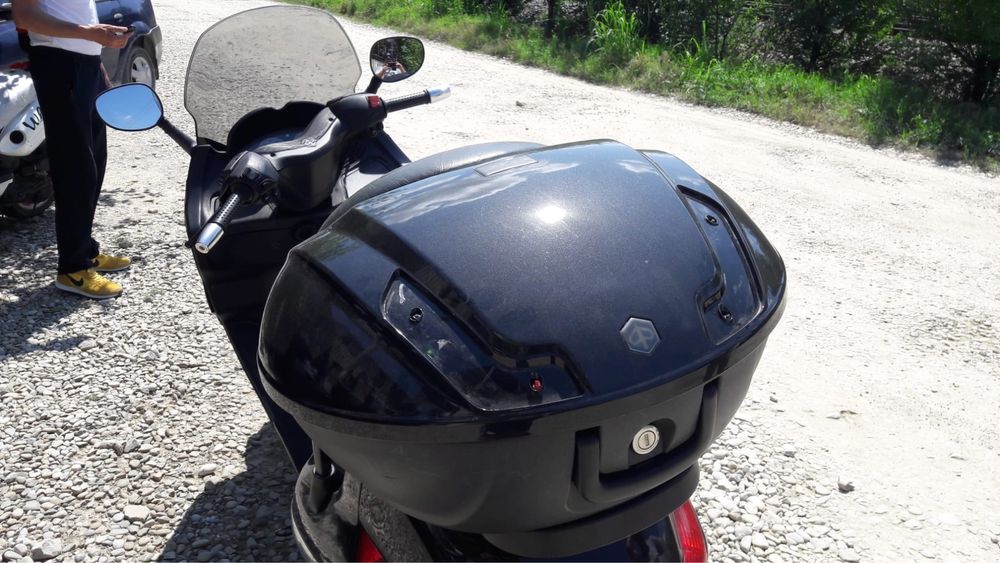 Vand Piaggio X8, 2005, 31500 km