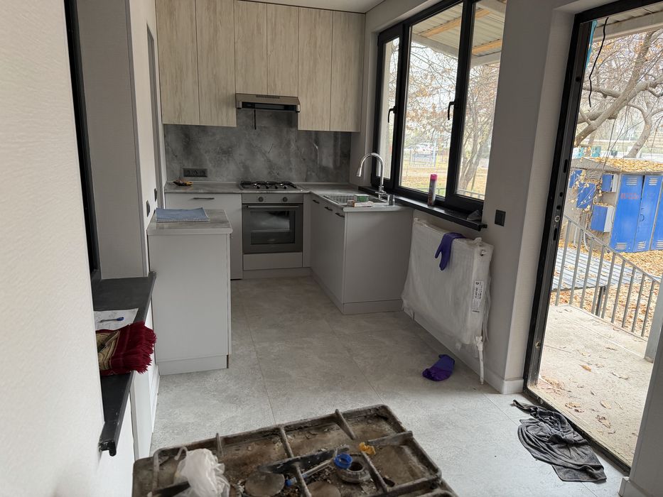 Qora qamishta 2 xonali uy sotiladi