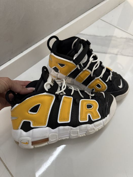 NIKE AIR MORE UPTEMPO номер 35.5 оригинални маратонки / сникърси