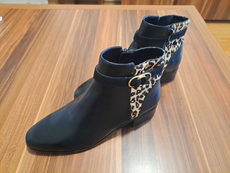 Нови дамски боти размер 36