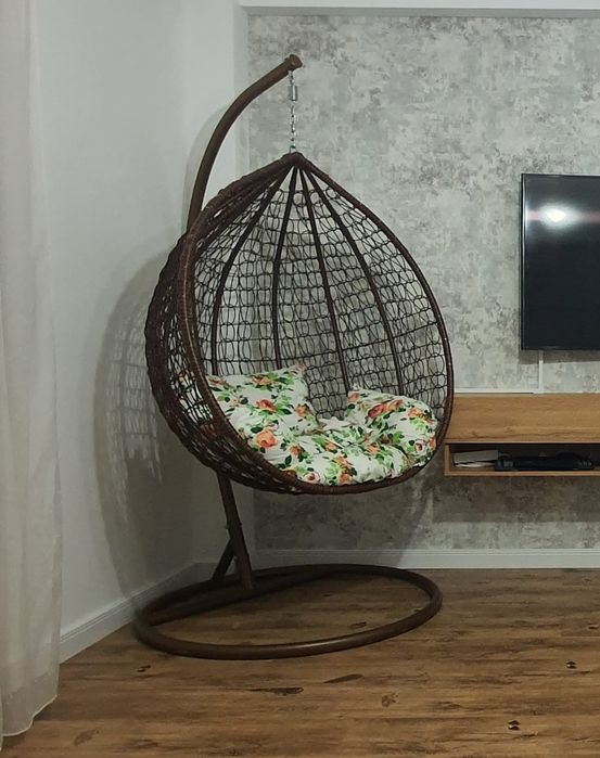 Leagan tip cuib cu perne