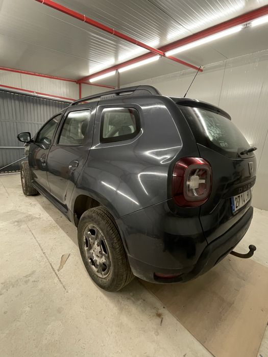 Dacia Duster 2 avariata
