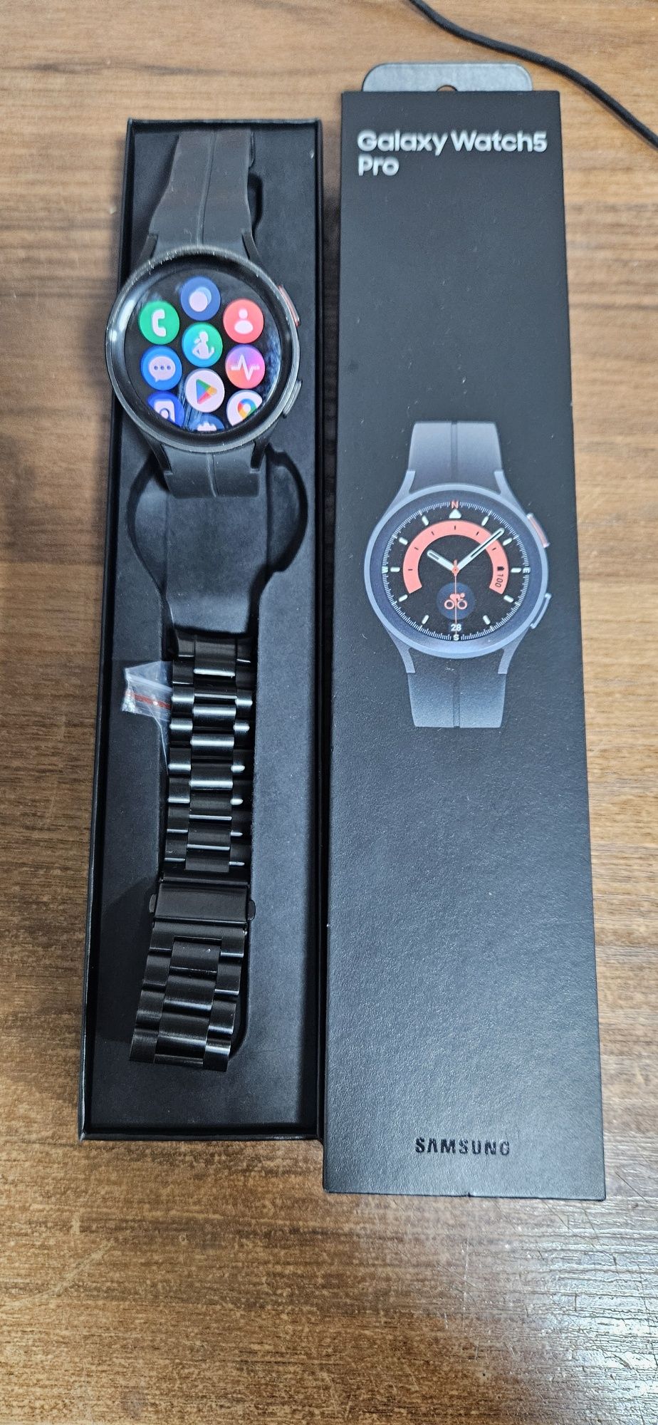 Продаю часы galaxy watch 5 pro  Гарантия  оригинал