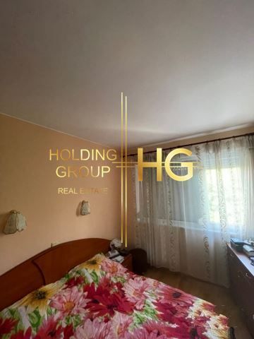 Продава се Четиристаен апартамент в Варна, Цветен квартал - 95 кв.м за 1790 €/кв.м - Снимка #3