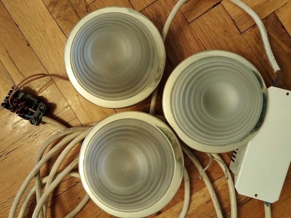 Немски Tрансформатор Eltra 2 бр, Италиански спот за баня 3 бр, Kабели