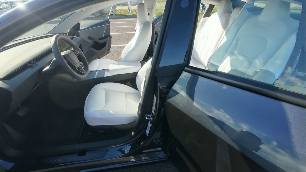 Huse piele  albe tesla model 3 Highland