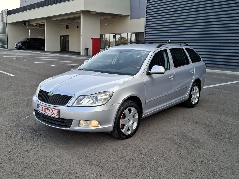 Skoda Octavia an 2011 2.0 diesel automata jenti incalzire totala senzo