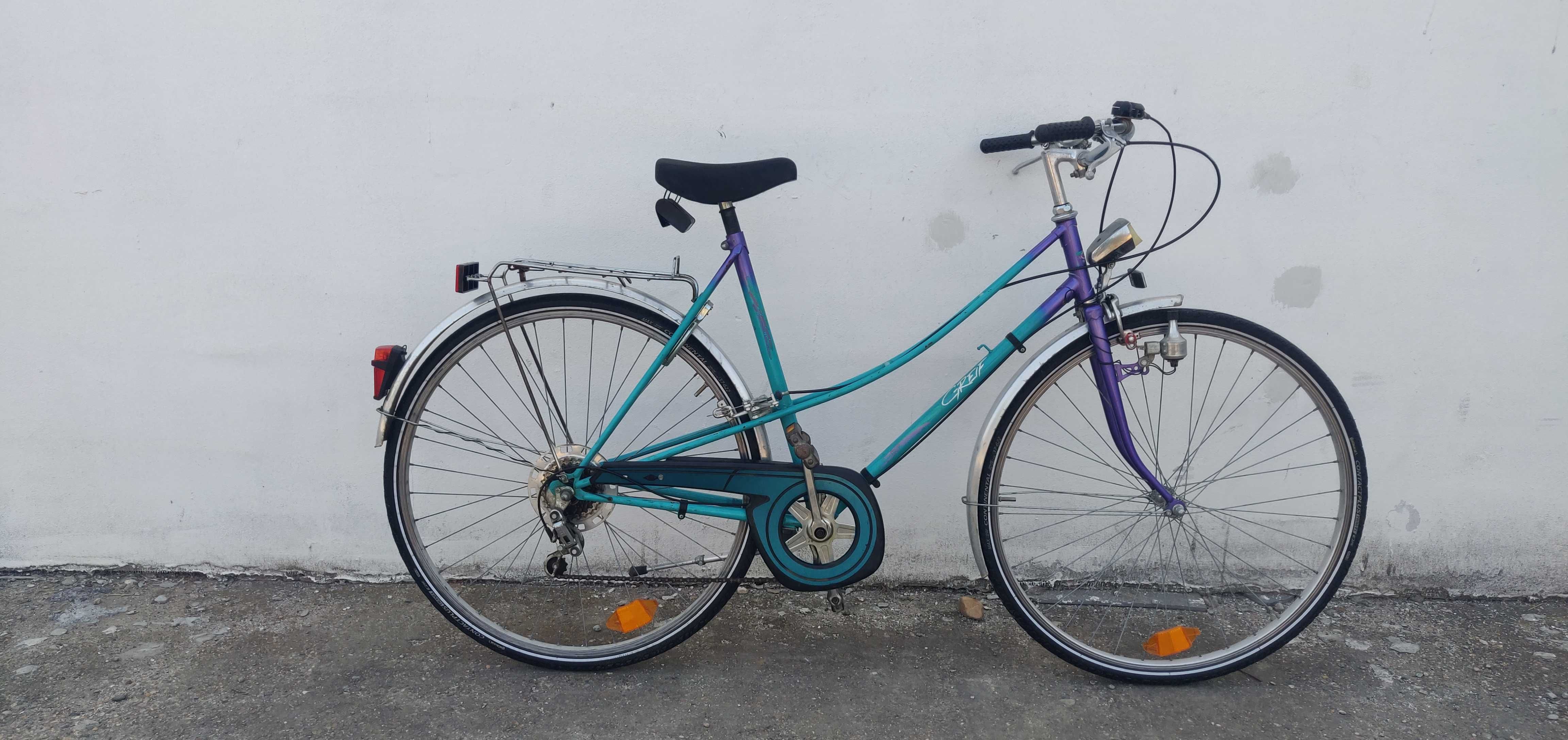 Bicicleta clasica de femei cu roti de 28 inch