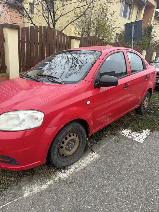 Chevrolet Aveo 2007.  3500 de lei