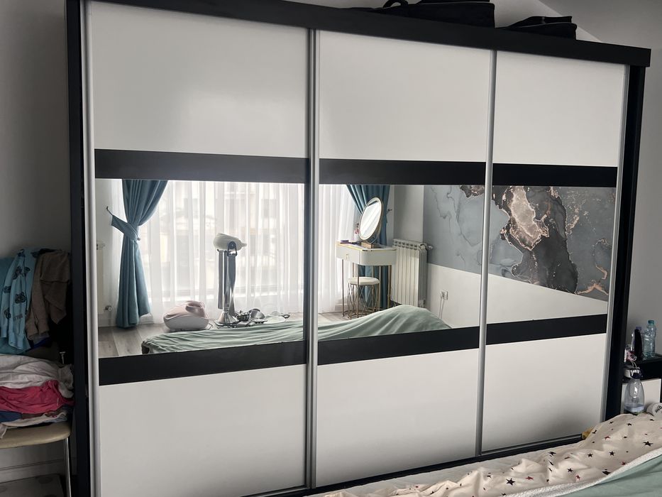 Vand dressing,comoda si 2 noptiere