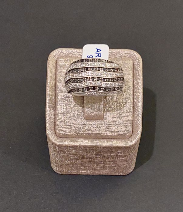 Inel elegant din argint 925,pentru doamnele rafinate