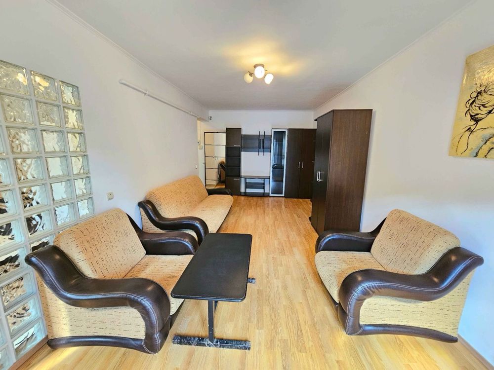 Apartament 1 camera de inchiriat, et 2, zona Eroilor