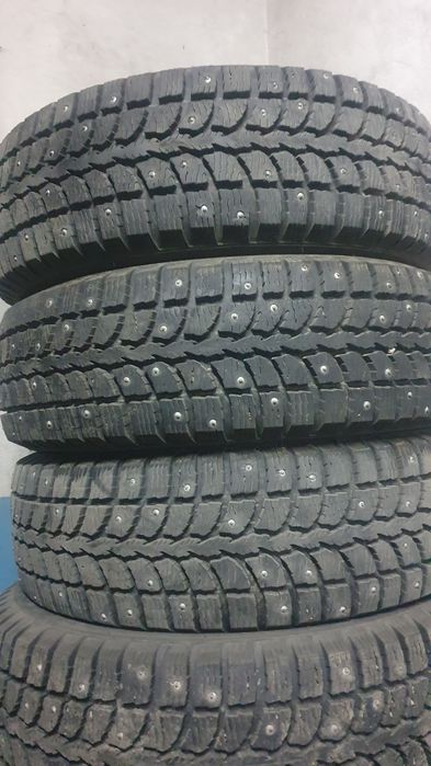 Продам комплект шин r15