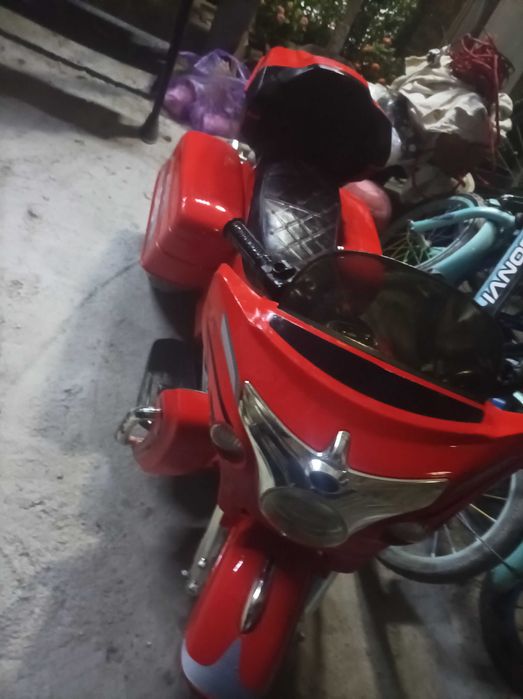 Аккумуляторный мотоцикл (детский)