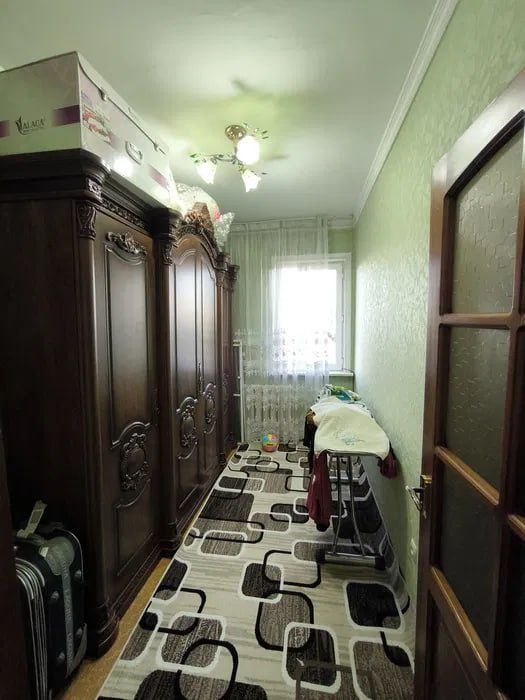 Продается 4 комнатная квартира в Алмазарском районе