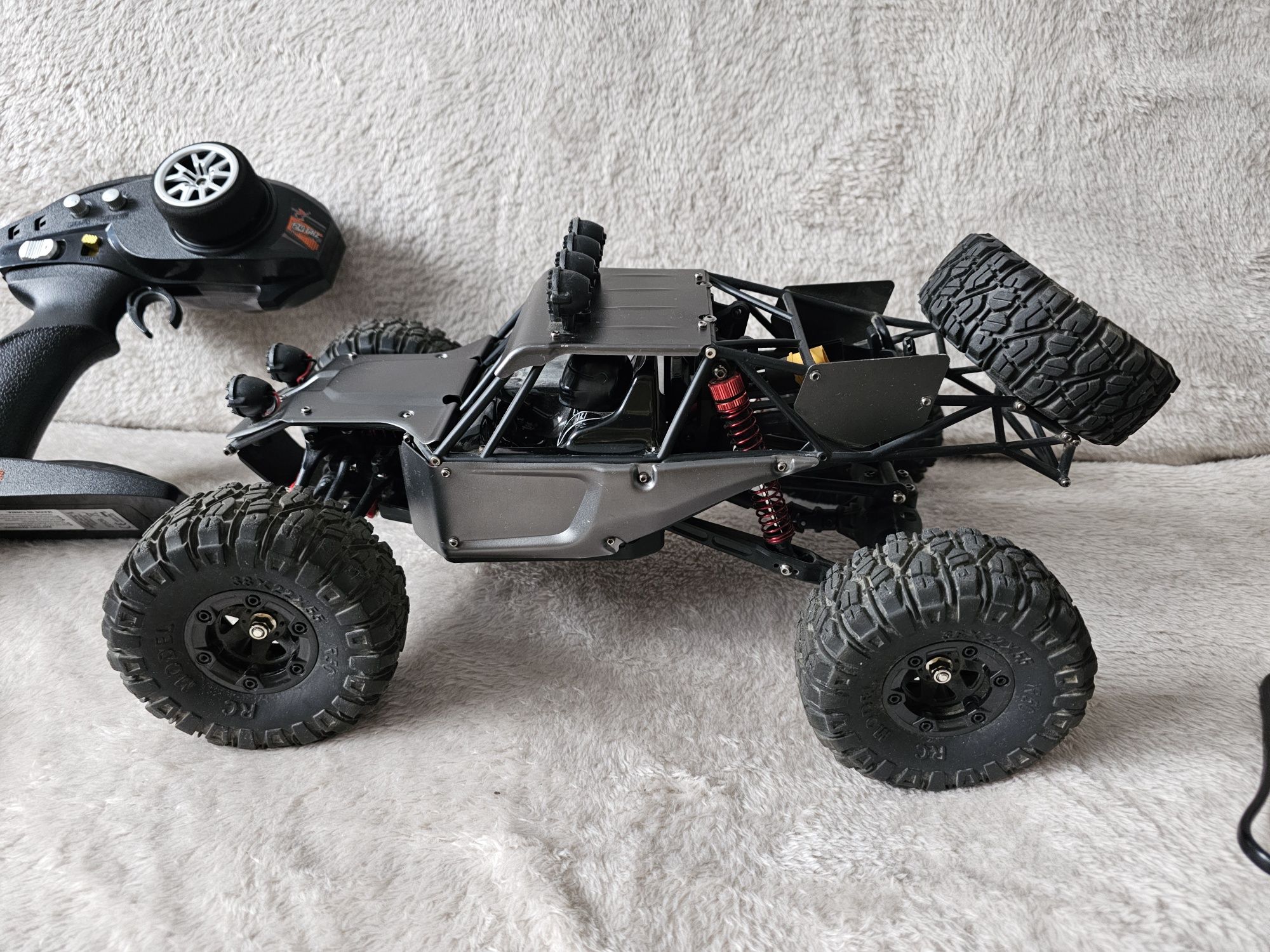 Automodel RC4x4 telecomanda Buggy scara 1:12 Amewi JJRC baterii inclus