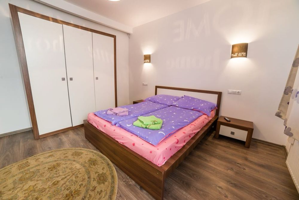 Inchiriez apartamente in regim hotelier