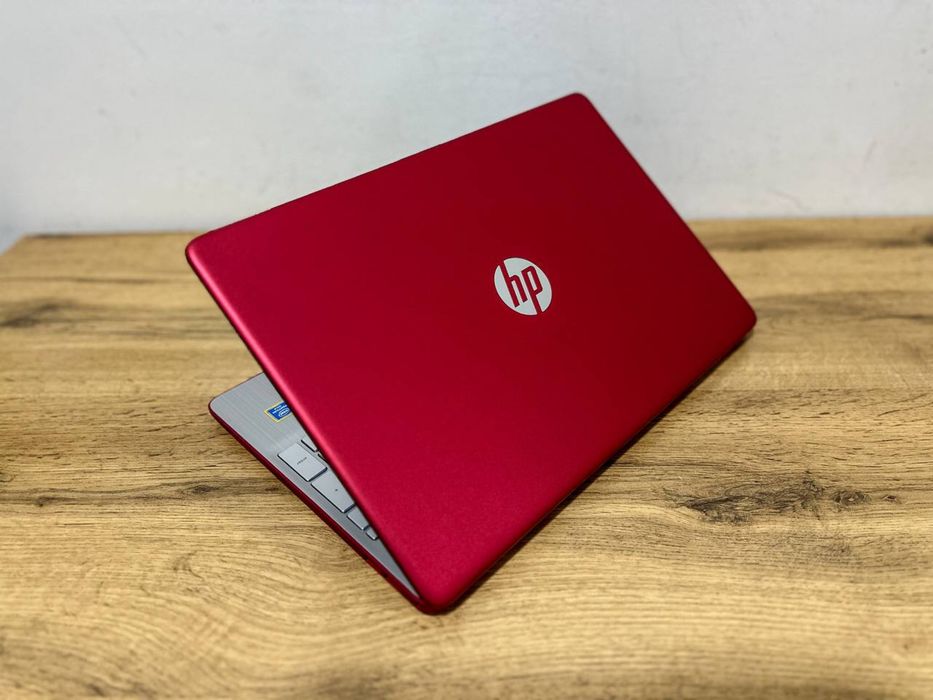 HP LAPTOP RED chiroyli dizaynda
