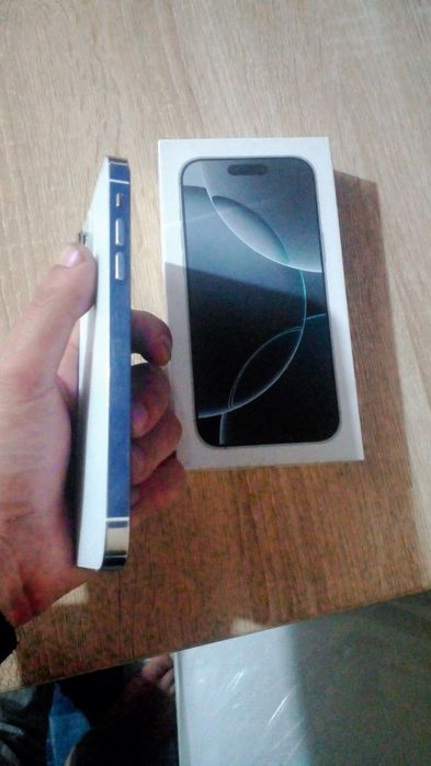 Iphone xr 16 pro korpus telefon sotiladi,Radnoy 95yomkis,256xotira