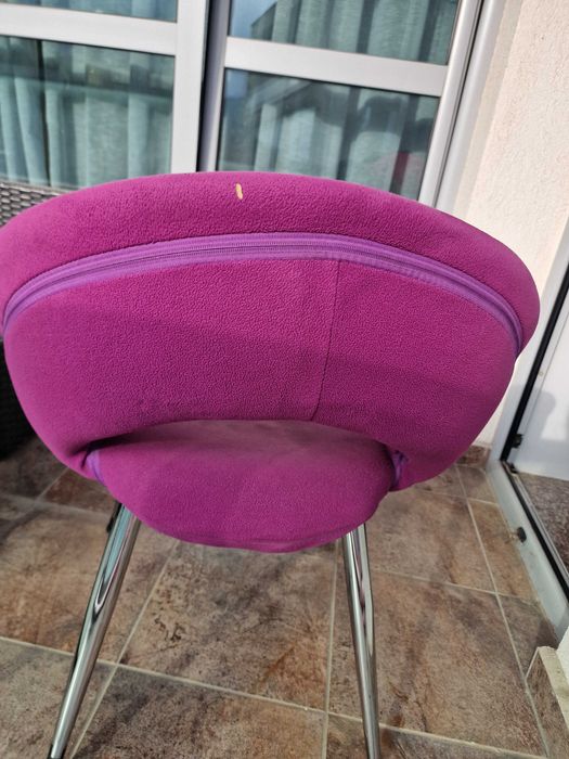 Продавам стол тип кресло