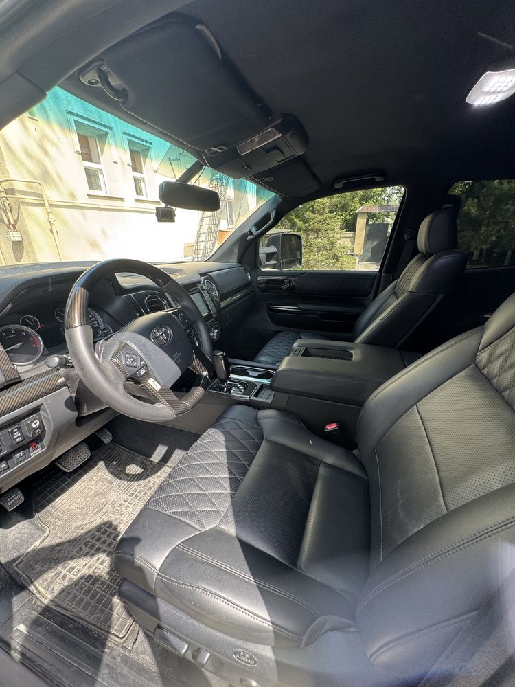 Toyota Tundra 2015