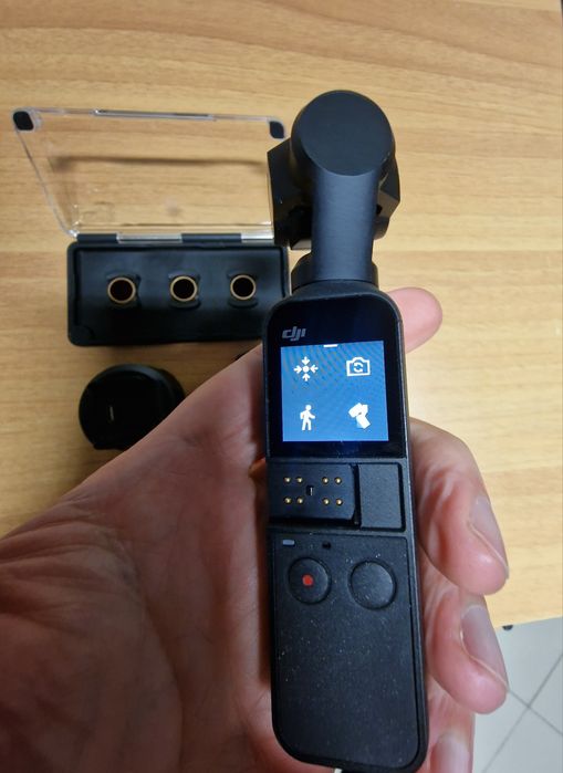 Dji Osmo Pocket cu accesorii