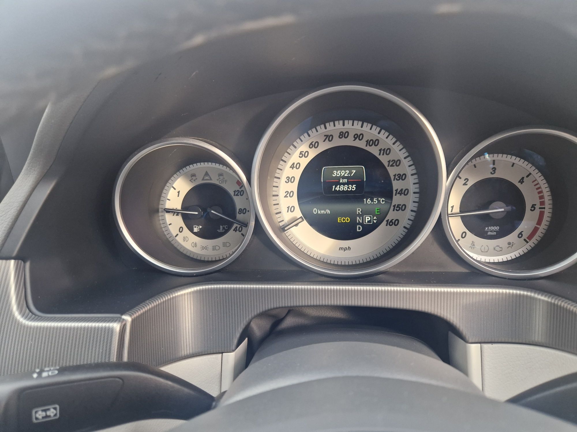 Dezmembrez Mercedes E-class 2013-2015 2.2 OM651