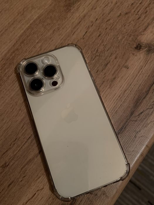 iPhone 14 Pro в отличном состоянии
