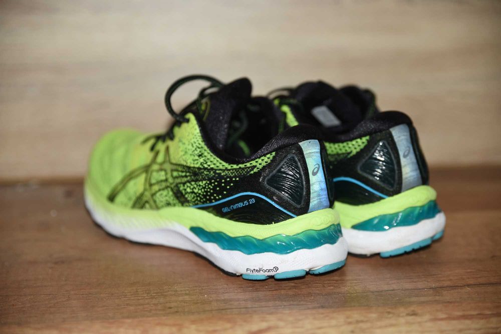 Asics GEL Nimbus 23 оригинални, номер 42, без забележки