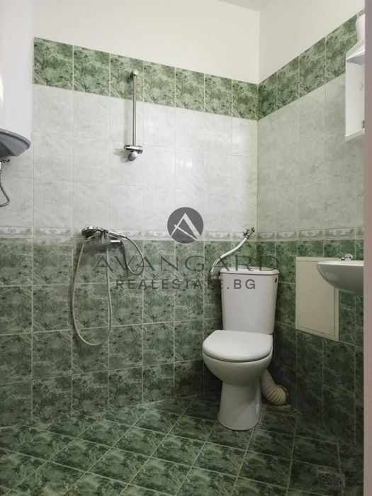 Продава се Двустаен апартамент в Пловдив, Изгрев - 80 кв.м за 1050 €/кв.м - Снимка #12